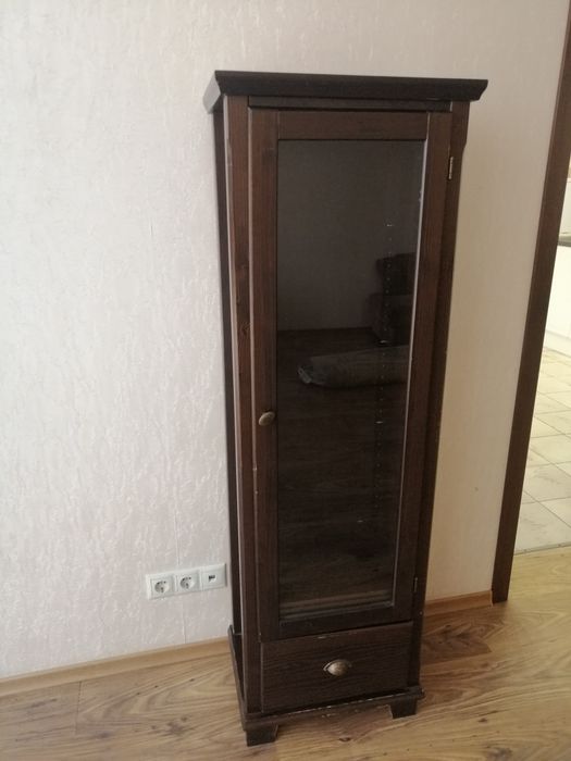 Мини сервант в хорошем состоянии