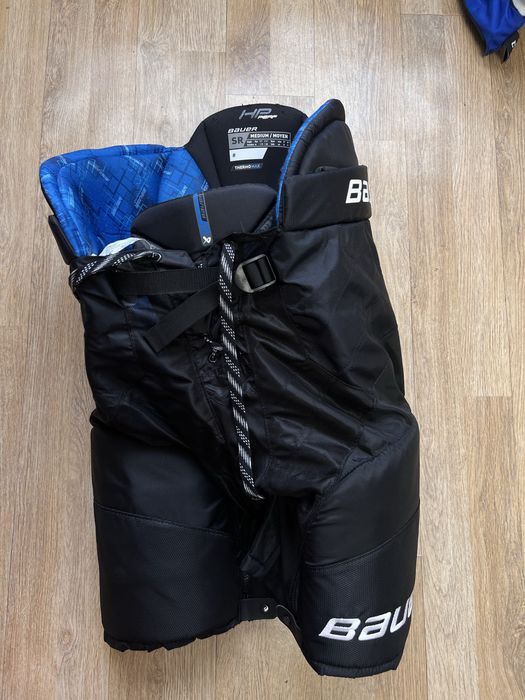 Форма хоккейная