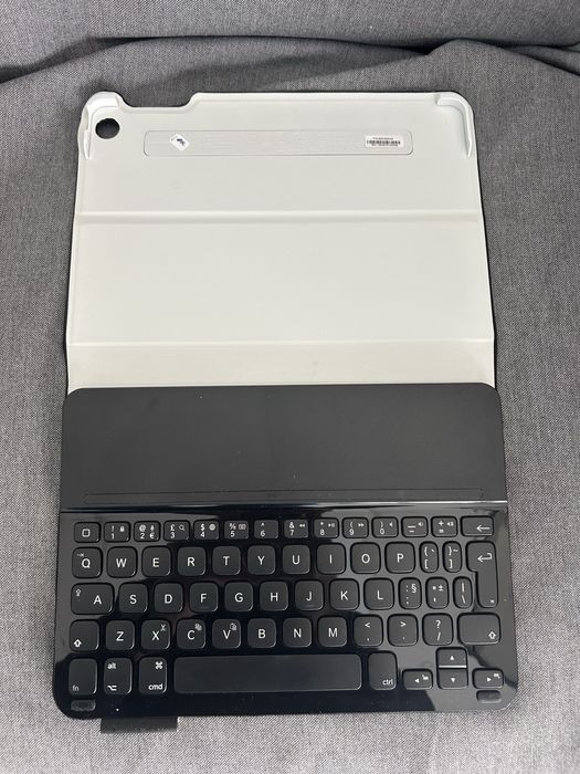 Клавиатура за iPad - Folio i5  Logitech Ultrathin Keyboard
