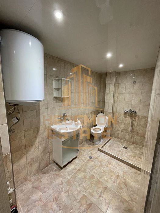 Продава се Двустаен апартамент в Варна, Бриз - 95 кв.м за 988 €/кв.м - Снимка #9