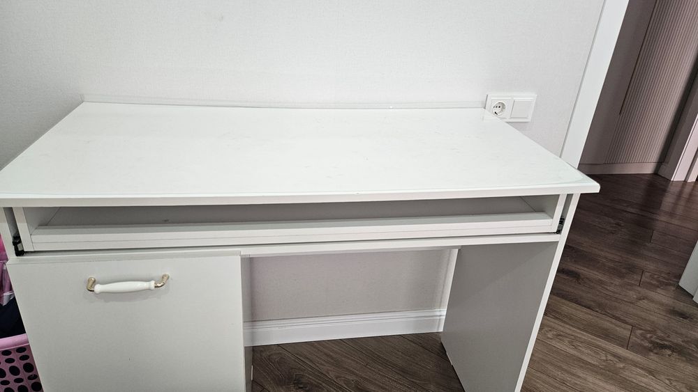 Продам стол рабочий