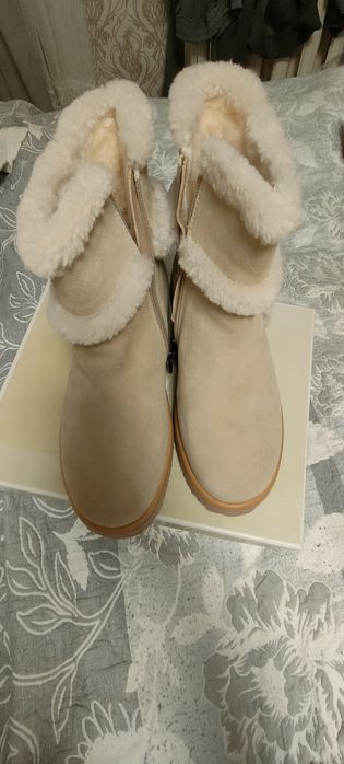 Зимние замшевые сапоги