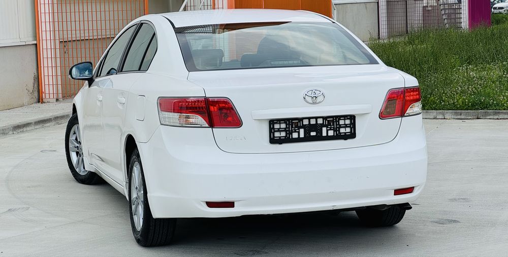 TOYOTA Avensis 2010 — imagine 13