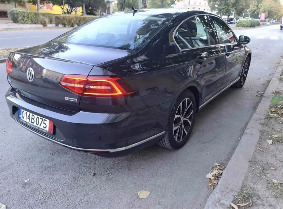 Продавам VW Passat B8 Highline 2.0-TDI 190-hp DSG-7 4MOTION 6.2019