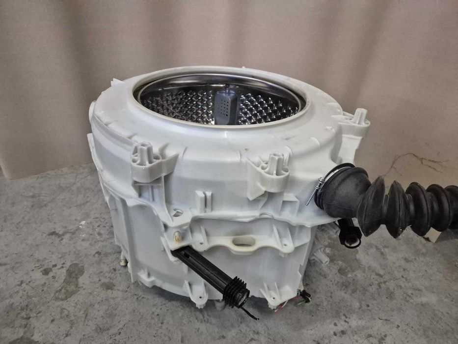 Cuva completa masina de spalat cu uscator Beko HTV8716X0, fara uzura la rulmenti 2435301800