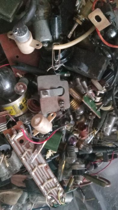 Радиодетали разные продам