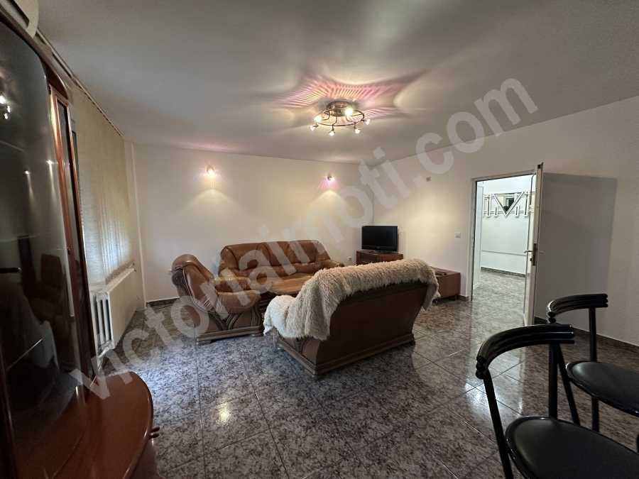 Продава се Четиристаен апартамент в Велико Търново, Център - 157 кв.м за 1303 €/кв.м - Снимка #13