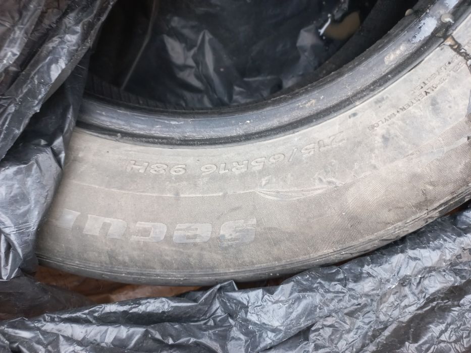 Покрышка р16 215/65