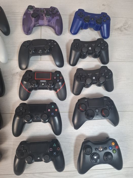 Vând controlere Xbox, Ps4 si Pc