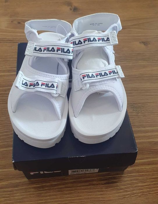 Сандали за момиче Fila