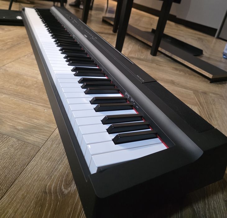 Yamaha pianina digitala P-125