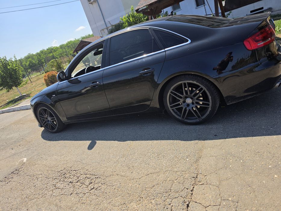 AUDI A4 S'line an 2009