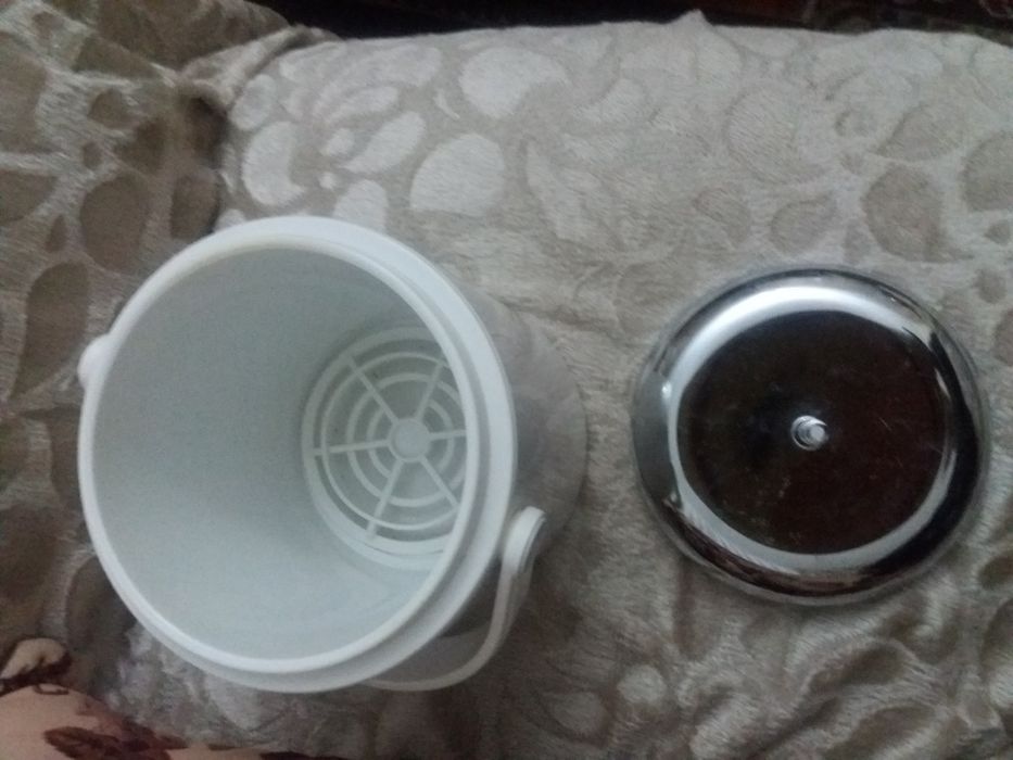 Срочно! Термос для льда Япония, новый!