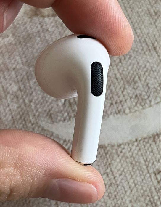 Оригинални слушалки Apple AirPods 3 без зареждащ кейс | without charging case