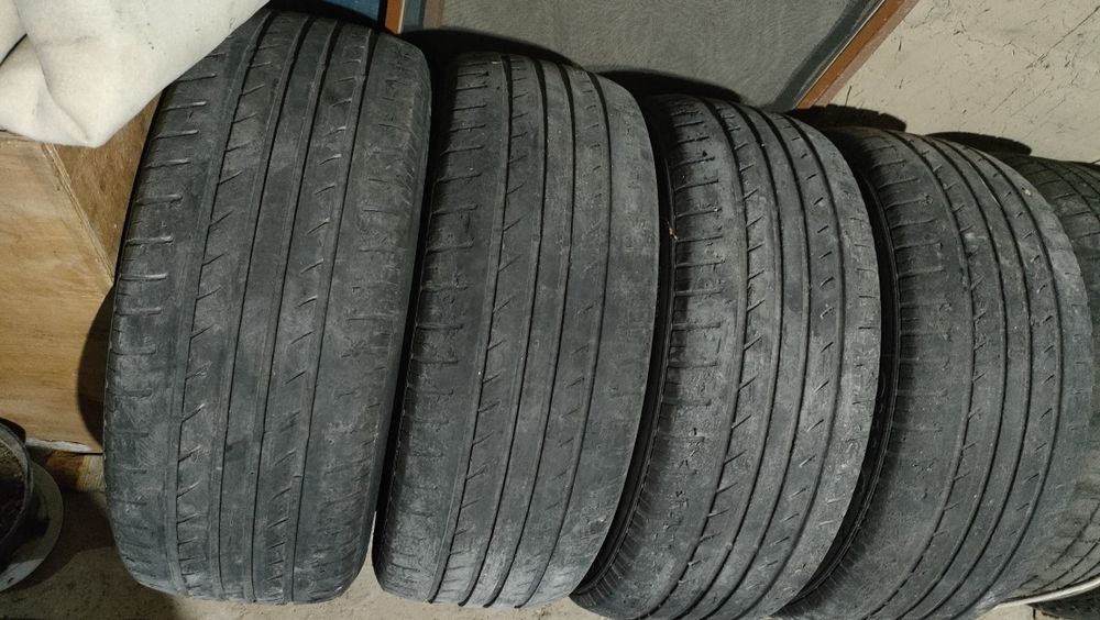 Шины летние 4 штуки б/у R16