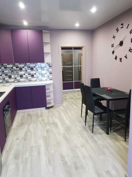 Дава се под наем Двустаен апартамент в София, Център - 54 кв.м за 407.49 € - Снимка #2