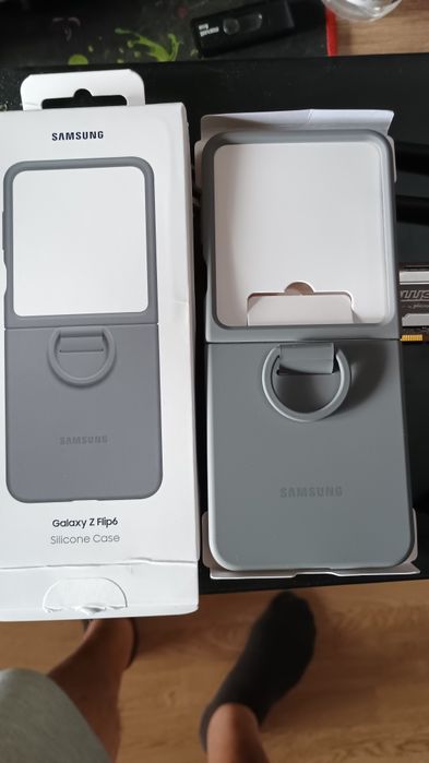 Husa originala Samsung Galaxy Z Flip 6 noua cu inel