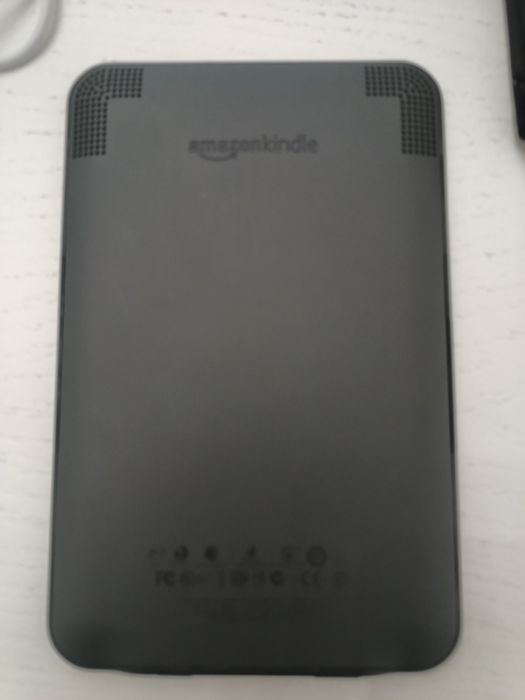 Amazon kindle 3 keyboard wifi- D00901