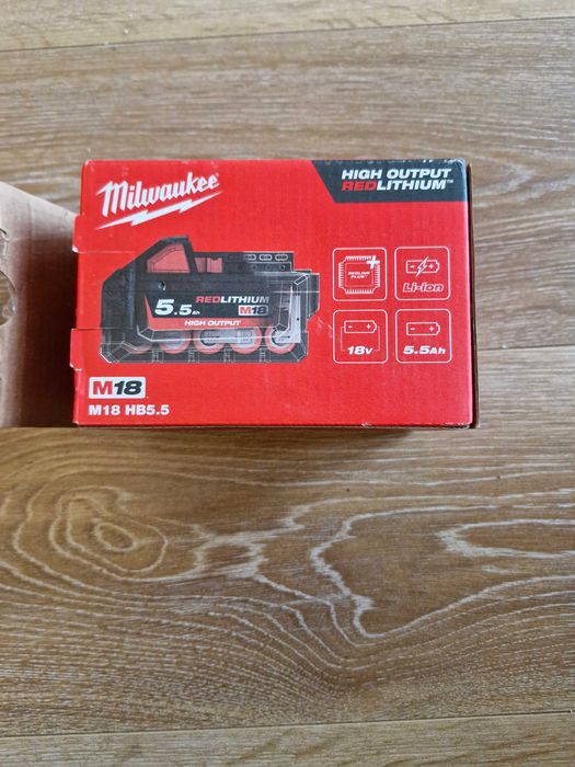 Acumulator Milwaukee