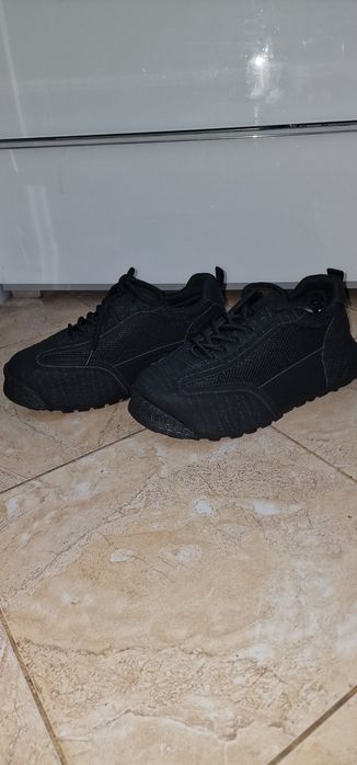 Дизайнерски  мъжки  обувки от кожа и плат