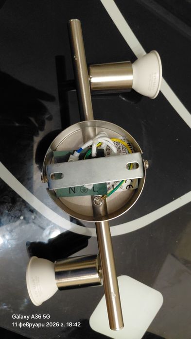 Philips Massive Спот