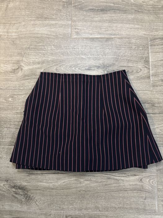 Оригинална пола/панталонки Maje