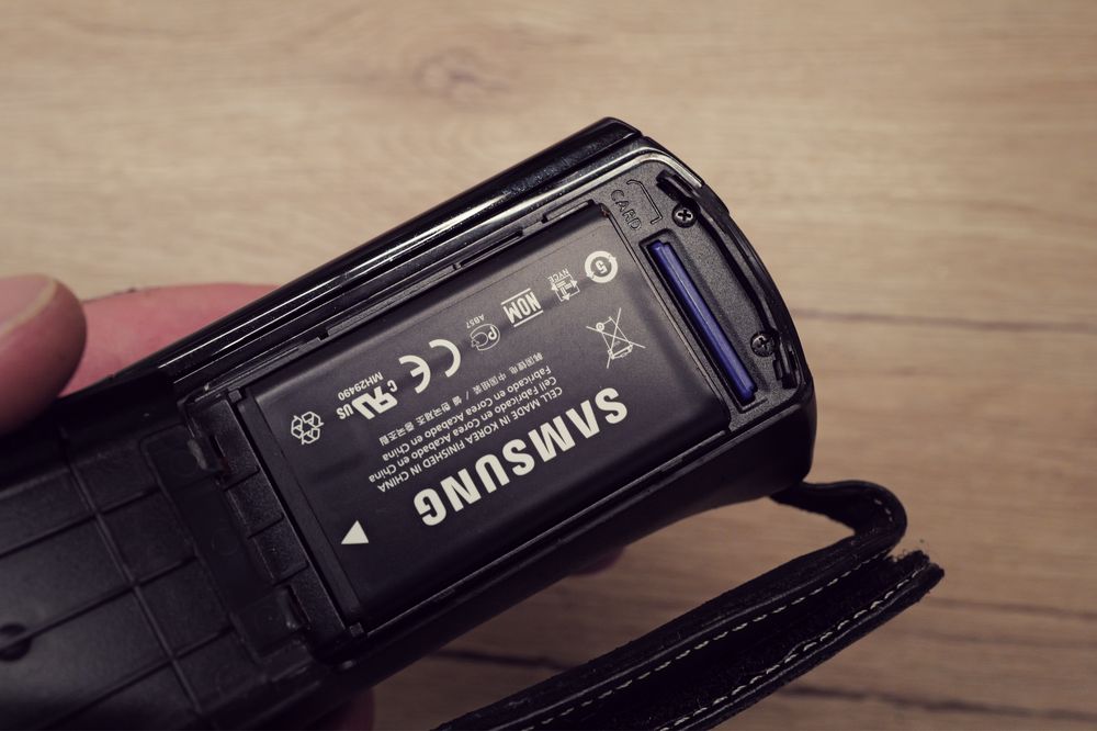 Camera video Samsung HD handycam SMX-K400BP CCD Sf card USB incarcare