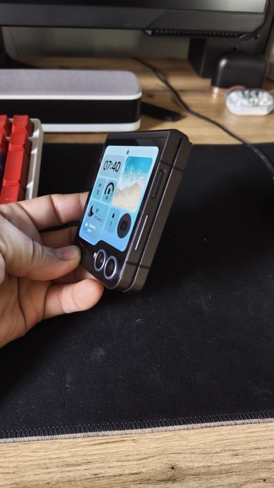 Samsung galaxy z flip 6 продам или обмен