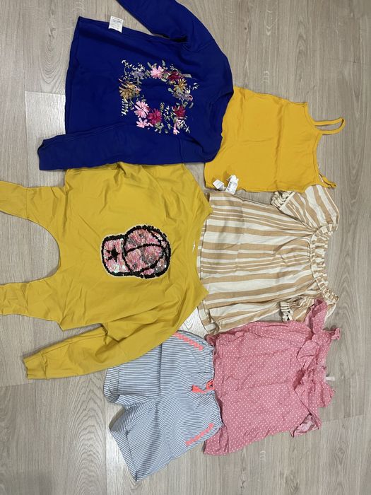 Продам пакет вещей для девочки 11-13 лет