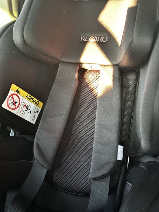 Стол за кола RECARO
