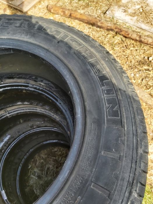 Гуми за бус втора употреба