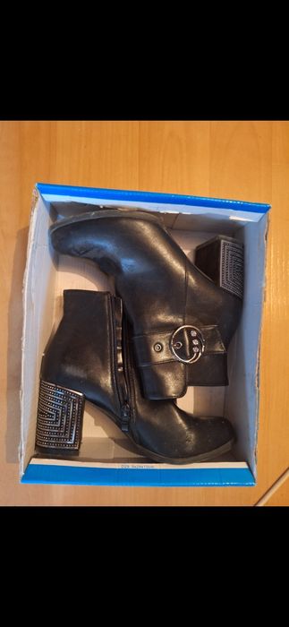 Продам шубу новую