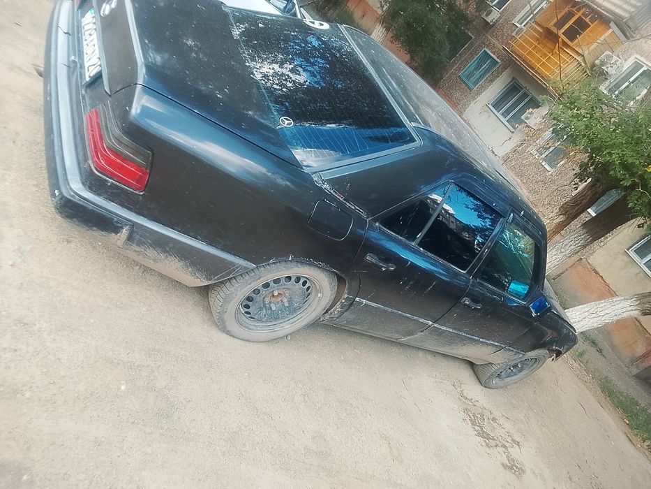 Продам мерс 124 2.6 паук автомат