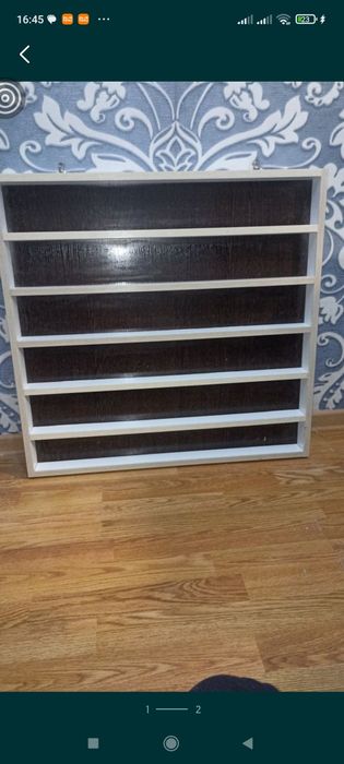 Продам полочку для лаков и ванночку доя педикюра.