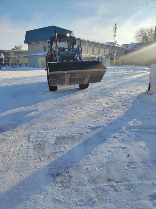 Уборка снега и вывоз мусора.