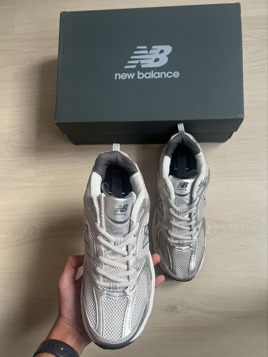 Runner alb 42 + New balance silver 42.5