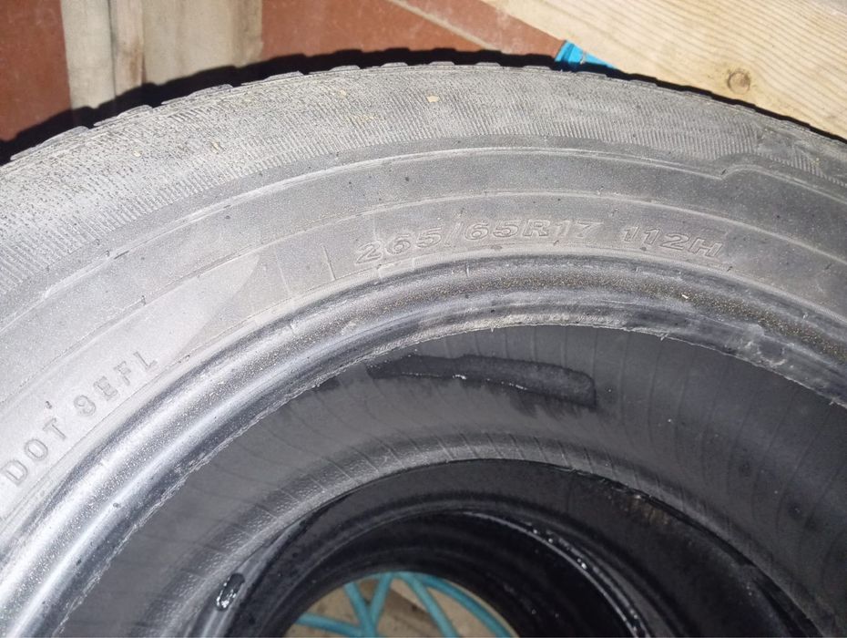 Продам шины 265/65/R17
