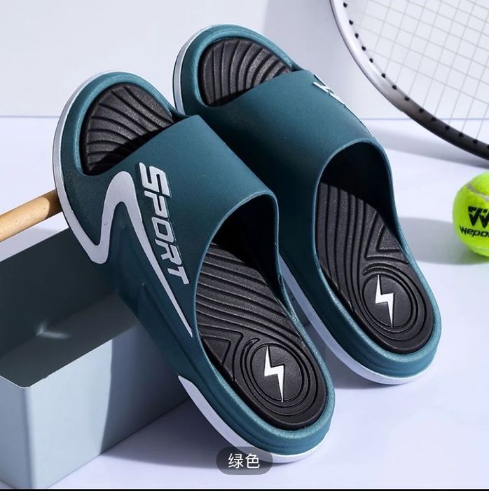 Продам мужские шлепки (44-45)