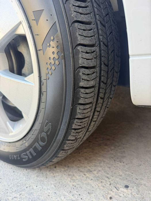 Продается Шины Kumho Solus 195/60 R15