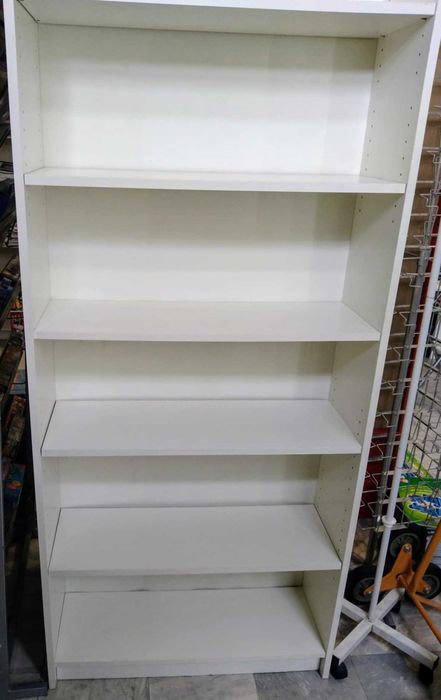 Продавам библиотеки/стелажи/ бели, ПДЧ, 18 мм, в наличност 20 броя