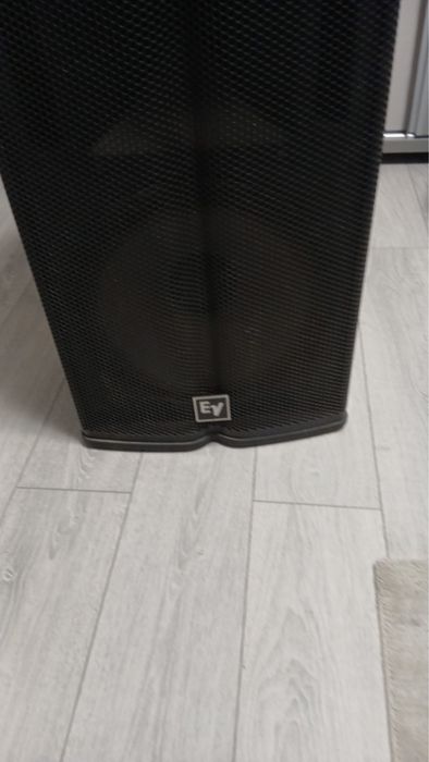Vand boxa  Electro-Voice Tour-X TX1152