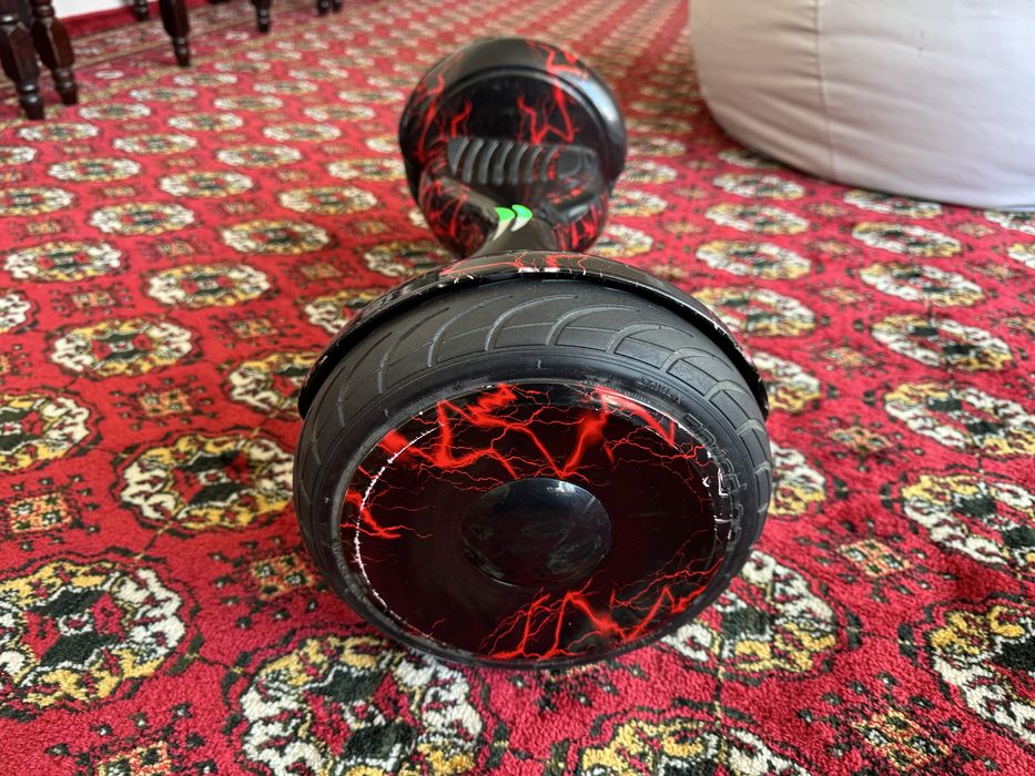 Продается детская электромобиль и Гираскутер граборд сигвей