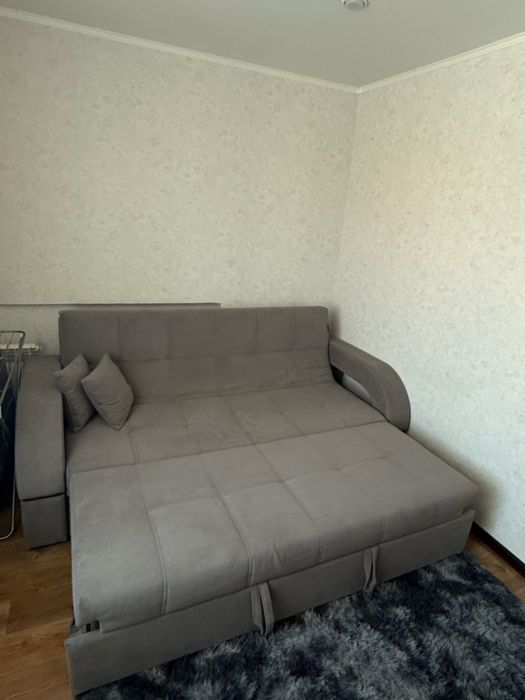 Рядом с ТЦ "Сибирь",7-52.