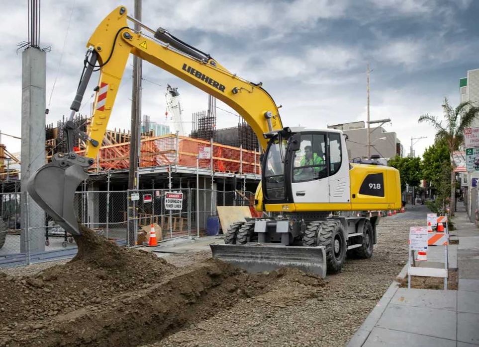 Колесный экскаватор Liebherr A 918