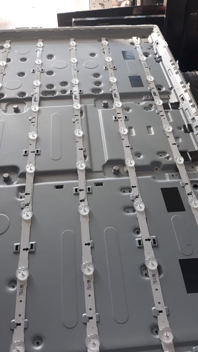 Reparatii ecrane tv