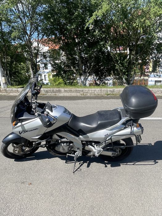 Suzuki V Strom DL 100