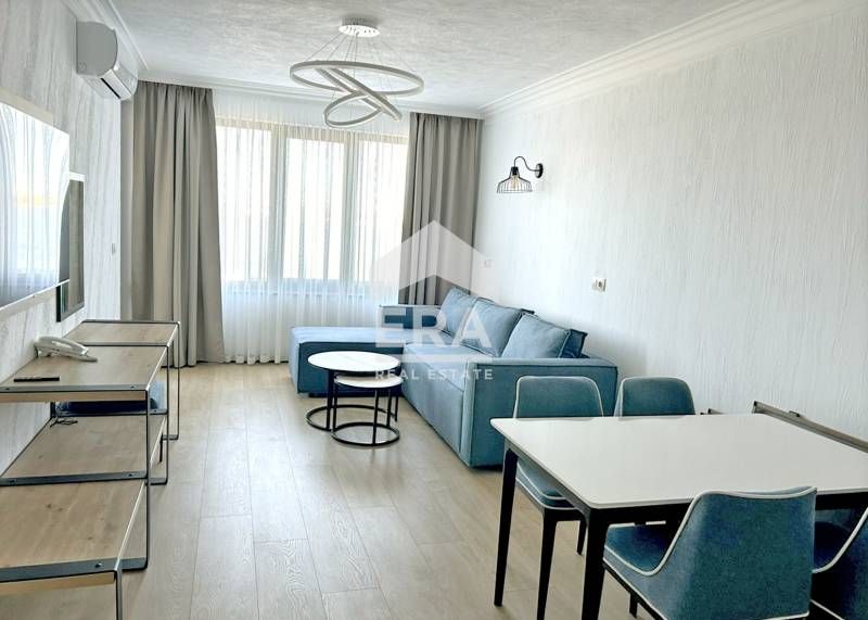 Двустаен апартамент до Гранд хотел Поморие в нова луксозна сграда .