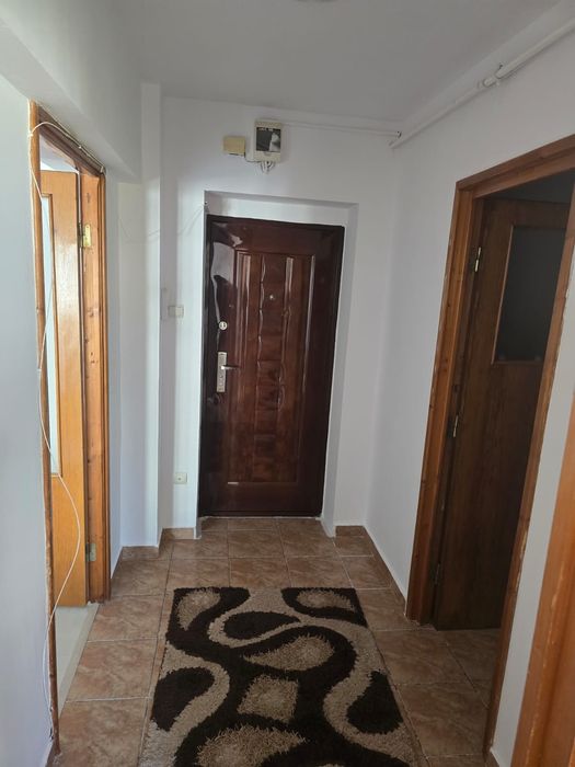 Garsoniera de închiriat