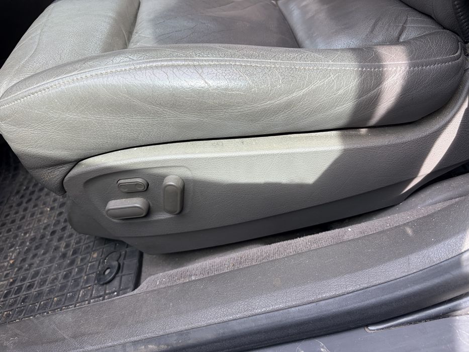 Interior Recaro si sistem audio Bosse