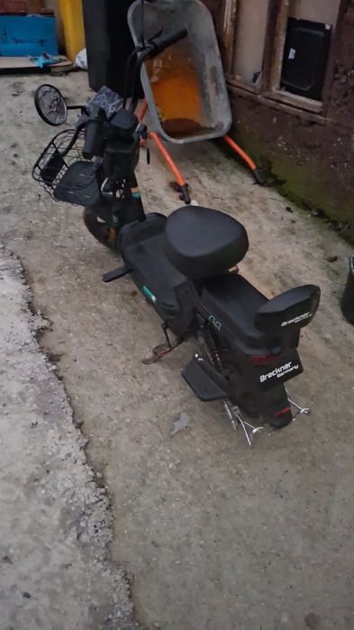 Vand Scuter Electric Breckner